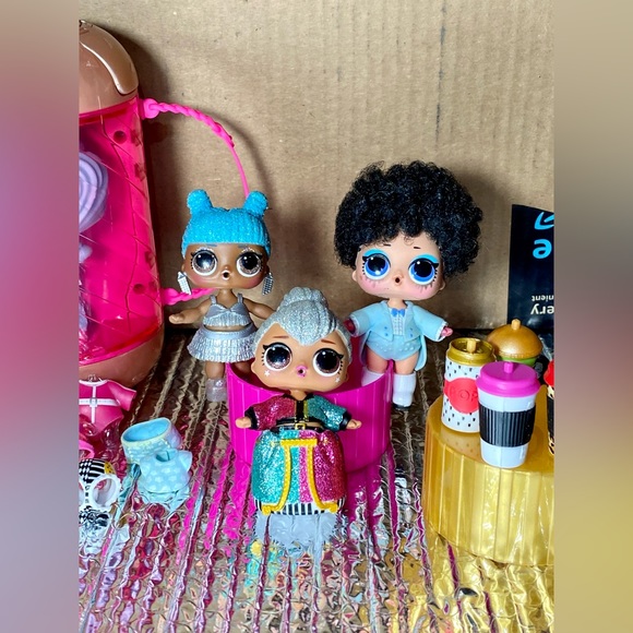 LOL Surprise Dolls & Accessories Bundle - Picture 10 of 15